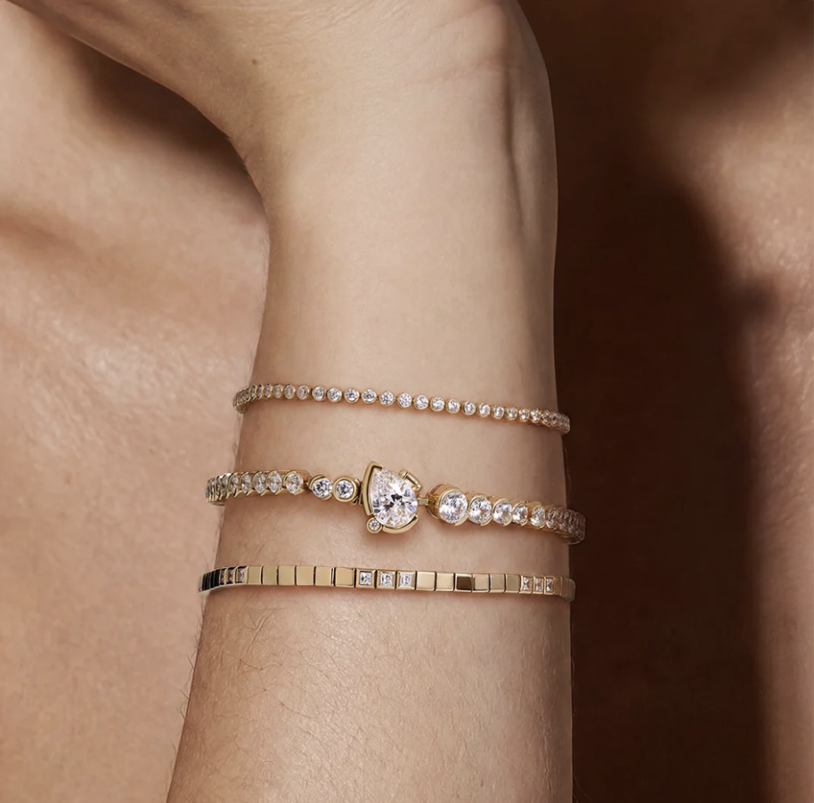 Lucia Pear Clasp Tennis Bracelet