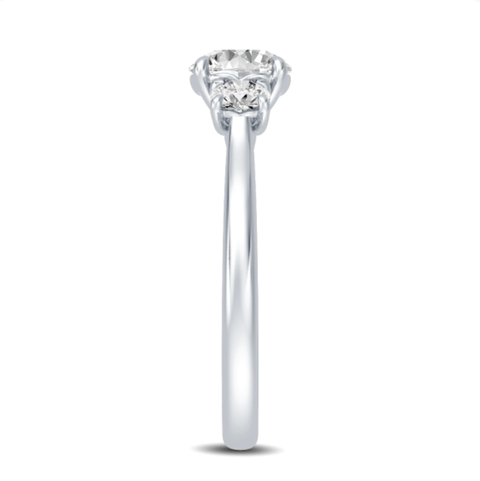 Three-stone diamond Ring