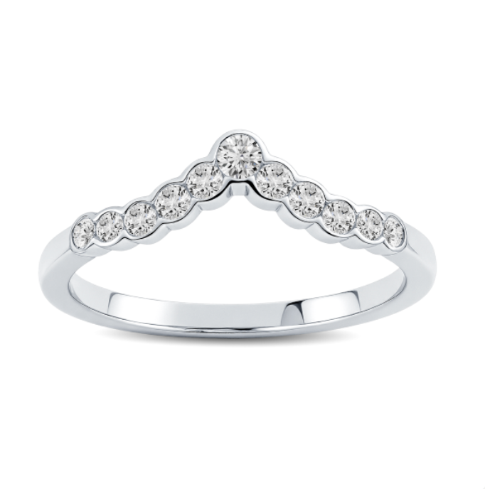 Curved Round Diamond Bezel Set Band